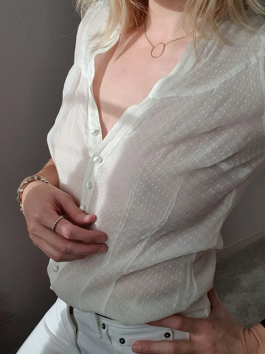 Blusa blanca de lino